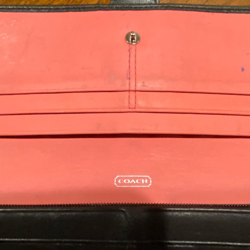 Coach Wallet - Picture 5 of 8